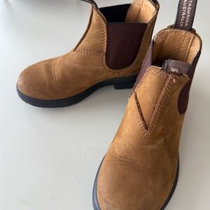 Kids Saddle Brown Leather Blundstone Chelsea Boots